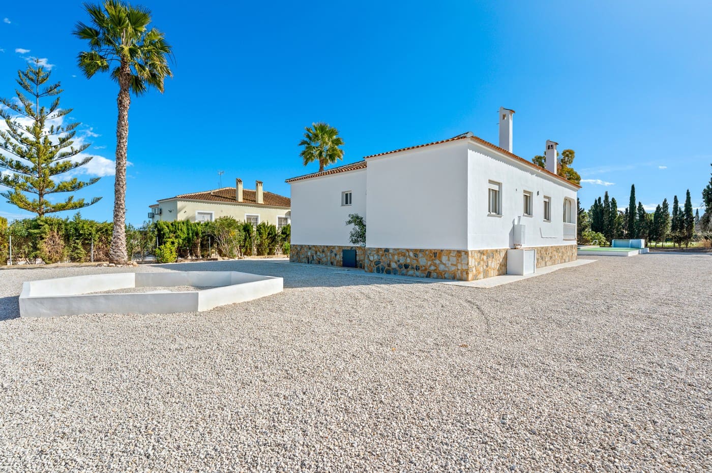 4 bedroom Finca/Country House for sale in Alicante / Alacant city with pool - € 560,000 (Ref: 9549874)