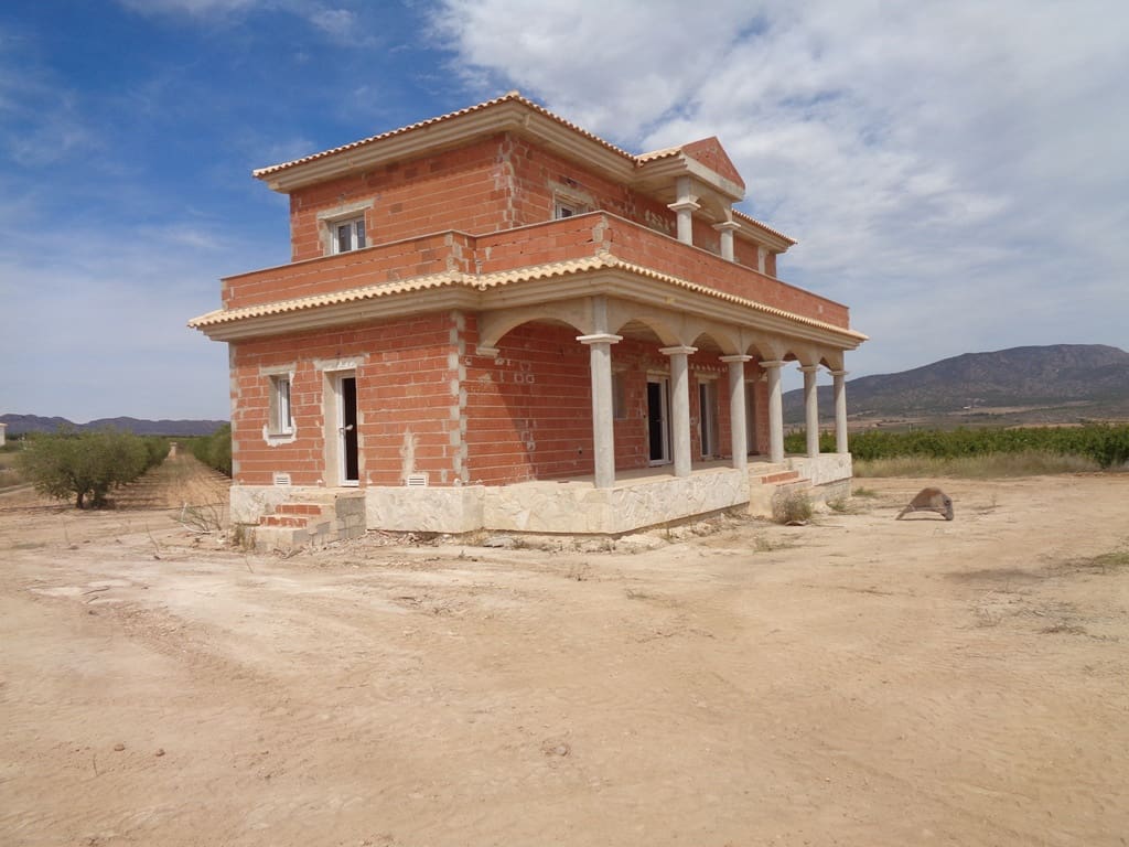 4 soveværelse Finca/Landehus til salg i Alicante by med swimmingpool - € 399.000 (Ref: 9549877)