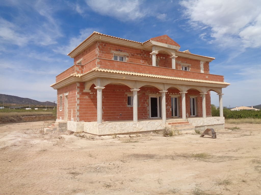 4 soveværelse Finca/Landehus til salg i Alicante by med swimmingpool - € 399.000 (Ref: 9549877)