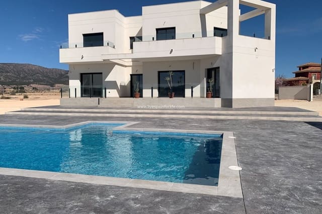 6 quarto Quinta/Casa Rural para venda em Alicante cidade com piscina garagem - 450 000 € (Ref: 9549881)