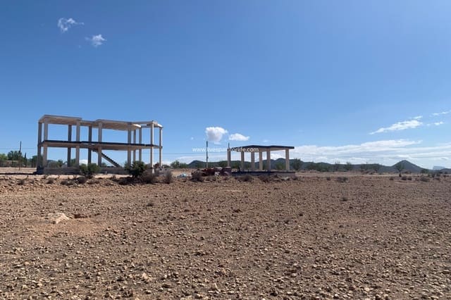 6 quarto Quinta/Casa Rural para venda em Alicante cidade com piscina garagem - 450 000 € (Ref: 9549881)