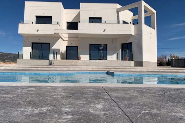 6 quarto Quinta/Casa Rural para venda em Alicante cidade com piscina garagem - 450 000 € (Ref: 9549881)