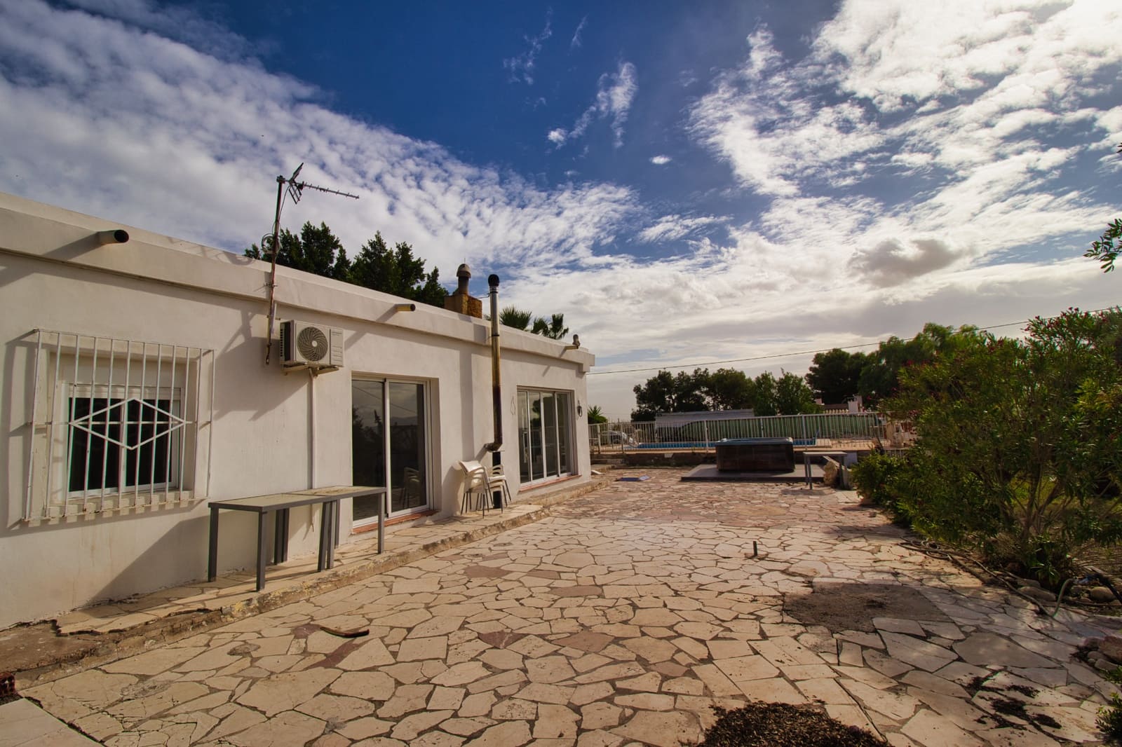 Finca/Casa Rural de 3 habitaciones en Alicante / Alacant ciudad en venta con piscina garaje - 190.000 € (Ref: 9549883)