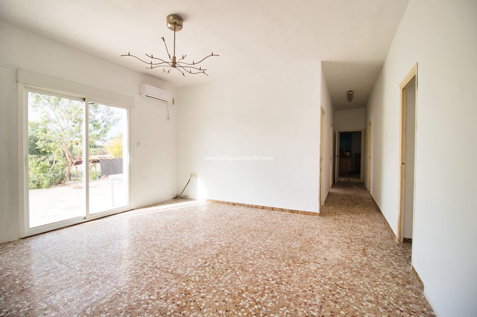 3 bedroom Finca/Country House for sale in Albatera with pool garage - € 190,000 (Ref: 9549884)