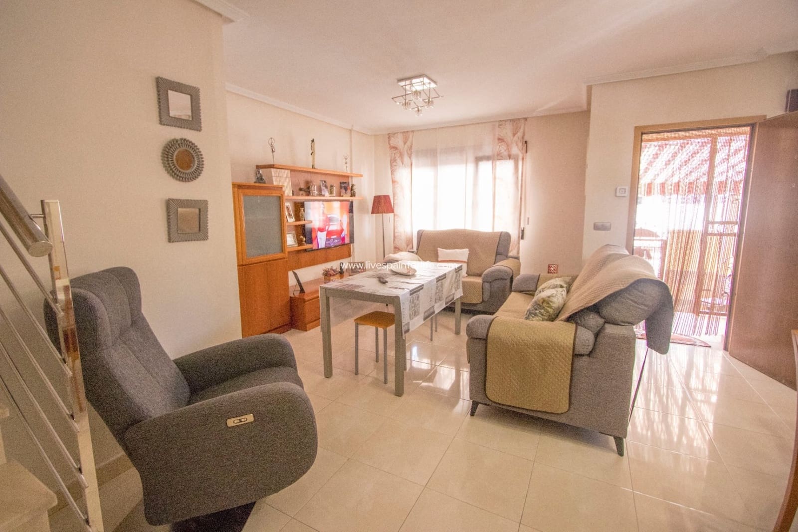 4 bedroom Townhouse for sale in Albatera with garage - € 290,000 (Ref: 9565816)