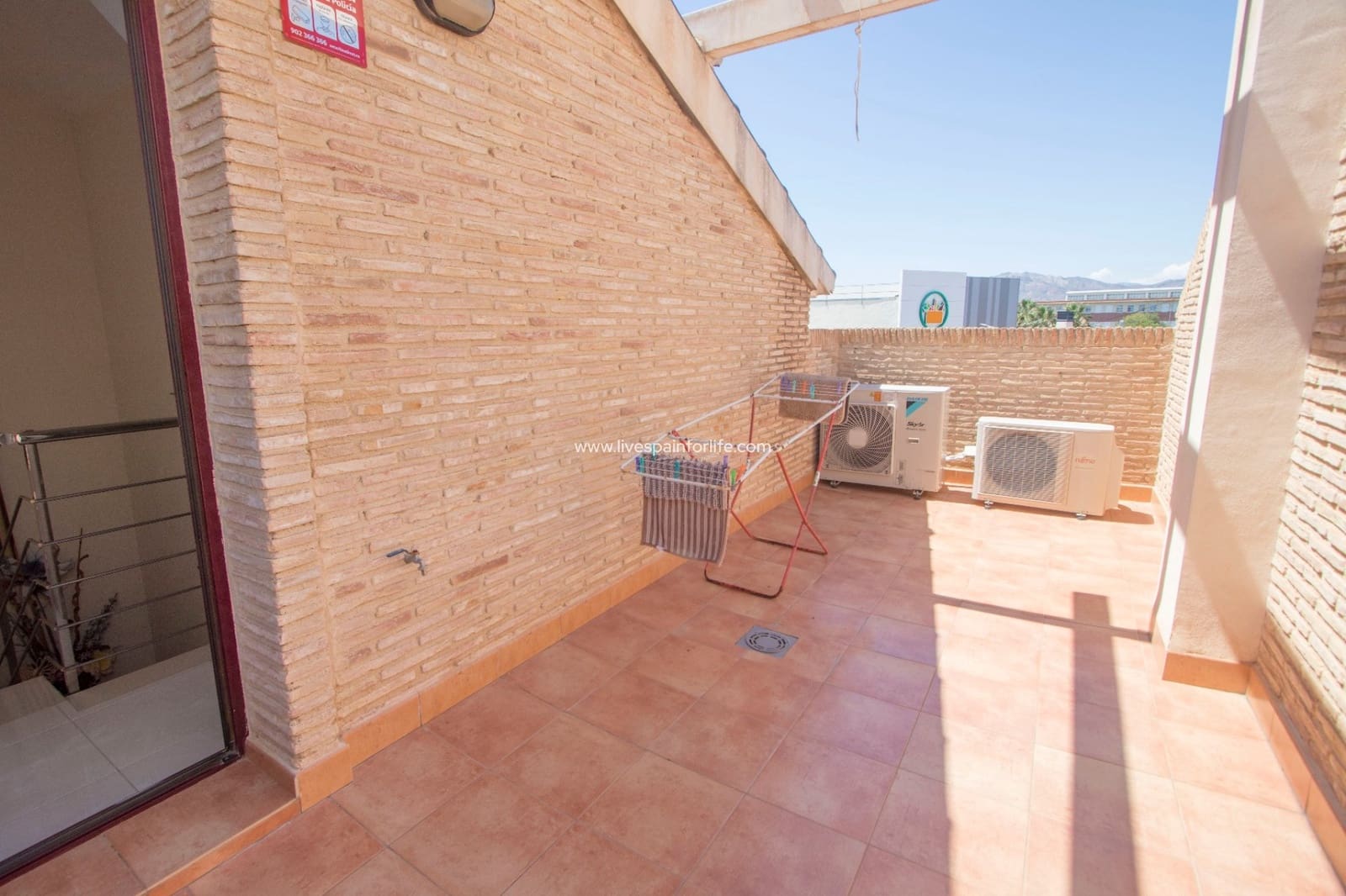 4 bedroom Townhouse for sale in Albatera with garage - € 290,000 (Ref: 9565816)