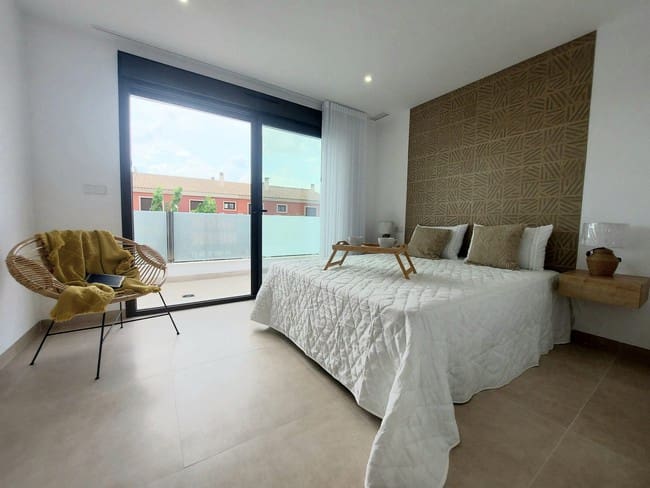 3 Zimmer Villa zu verkaufen in San Pedro del Pinatar mit Pool - 419.900 € (Ref: 9566411)