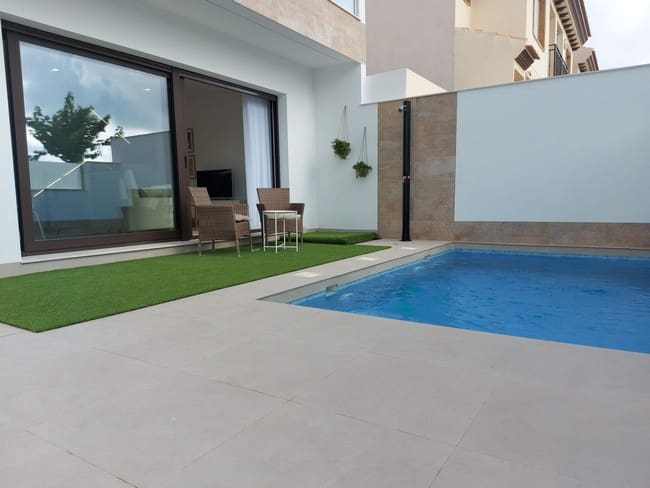 3 Zimmer Villa zu verkaufen in San Pedro del Pinatar mit Pool - 419.900 € (Ref: 9566411)