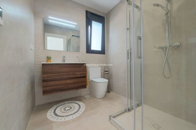 3 soveværelse Villa til salg i San Pedro del Pinatar ciudad, San Pedro del Pinatar med swimmingpool - € 419.900 (Ref: 9566411)