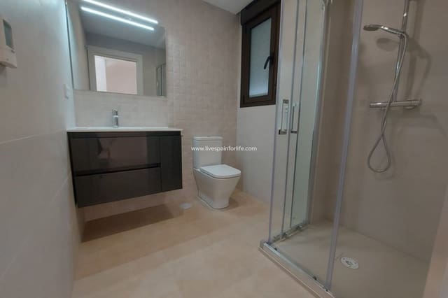 3 soveværelse Villa til salg i San Pedro del Pinatar ciudad, San Pedro del Pinatar med swimmingpool - € 419.900 (Ref: 9566411)