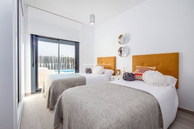 Chalet de 3 habitaciones en Algorfa en venta con piscina - 499.000 € (Ref: 9566536)