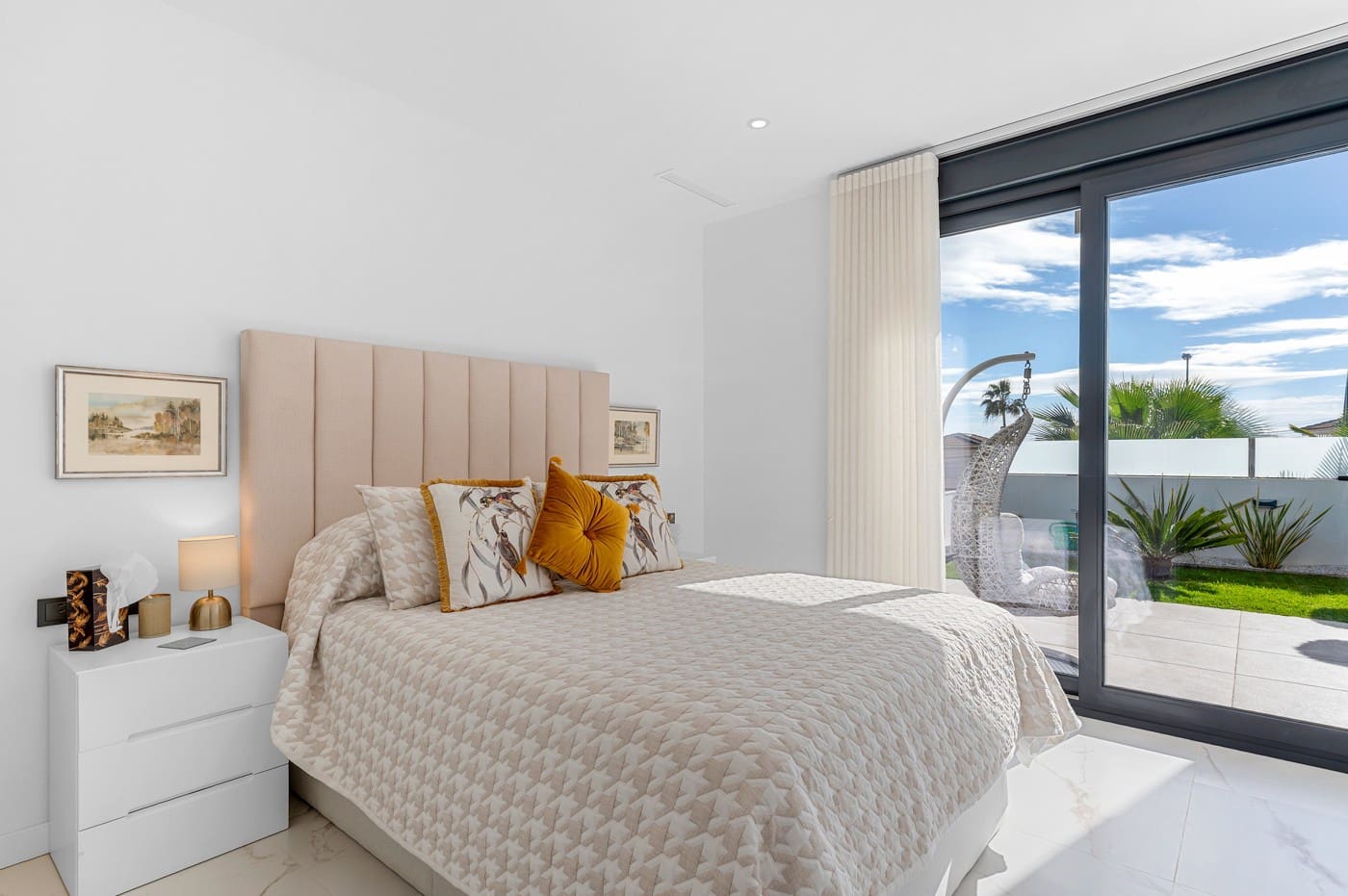 4 slaapkamer Villa te koop in Ciudad Quesada met zwembad - € 950.000 (Ref: 9569222)