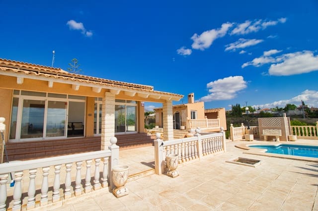 3 soveværelse Finca/Landehus til salg i Albatera med swimmingpool garage - € 379.995 (Ref: 9569652)