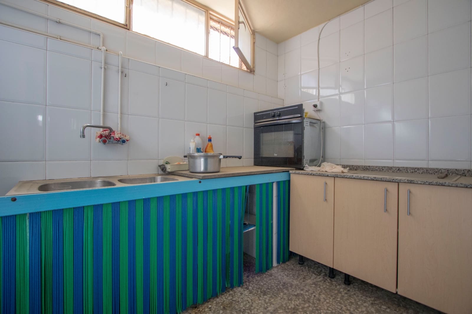 5 soveværelse Byhus til salg i Redovan med garage - € 240.000 (Ref: 9569654)