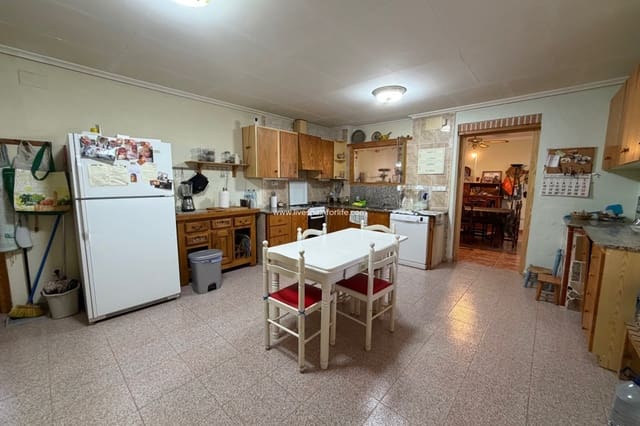 3 sovrum Finca/Hus på landet till salu i La Romana med pool garage - 280 000 € (Ref: 9569658)