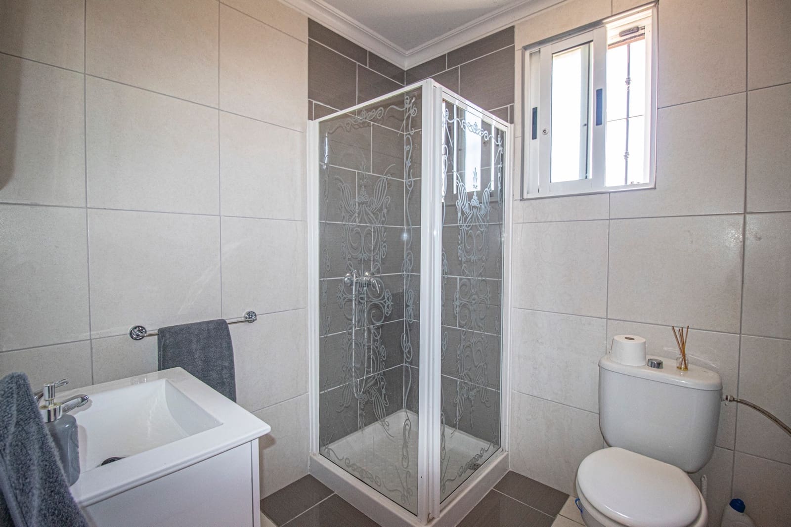 5 soveværelse Finca/Landehus til salg i Alicante by med swimmingpool - € 399.950 (Ref: 9571893)