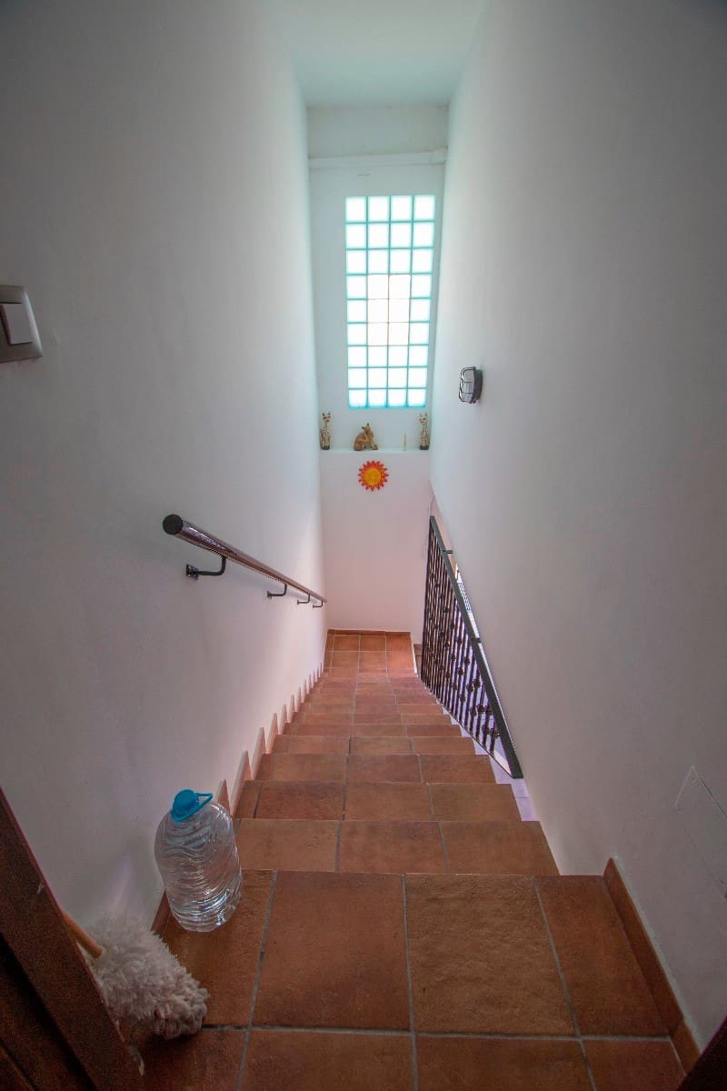 5 soveværelse Finca/Landehus til salg i Alicante by med swimmingpool garage - € 595.000 (Ref: 9571898)