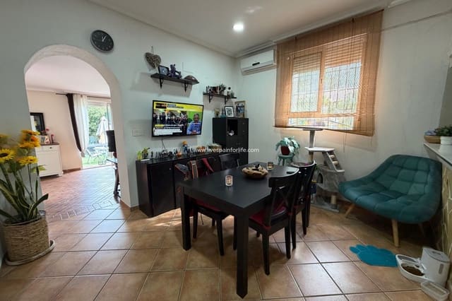 3 soverom Finca/Herregård til salgs i Alicante by med svømmebasseng garasje - € 290 000 (Ref: 9572088)