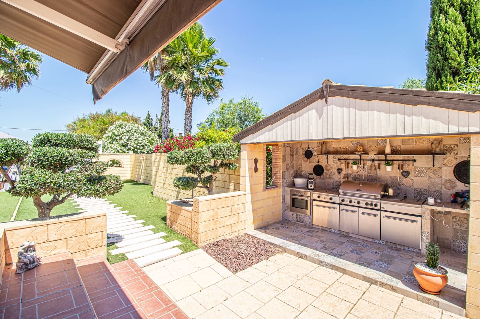 5 slaapkamer Finca/Landhuis te koop in Albatera met zwembad - € 399.950 (Ref: 9572095)