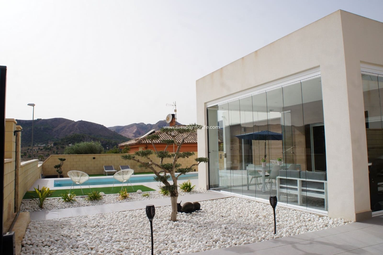 3 bedroom Finca/Country House for sale in La Romana with pool garage - € 375,000 (Ref: 9580015)