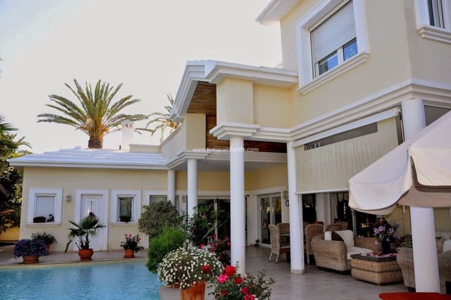 3 slaapkamer Villa te koop in Alicante stad met zwembad garage - € 1.399.000 (Ref: 9580018)