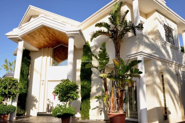 3 slaapkamer Villa te koop in Alicante stad met zwembad garage - € 1.399.000 (Ref: 9580018)