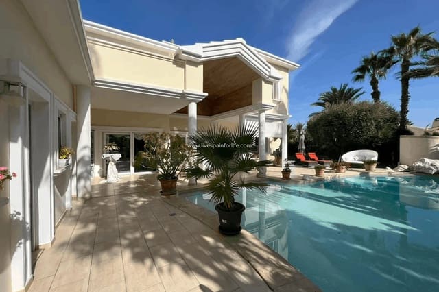 3 slaapkamer Villa te koop in Alicante stad met zwembad garage - € 1.399.000 (Ref: 9580018)