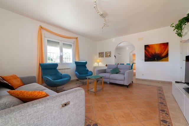 3 soverom Finca/Herregård til salgs i Alicante by med svømmebasseng - € 330 000 (Ref: 9580176)