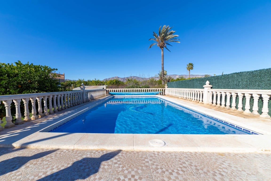 3 sypialnia Finka/Dom wiejski na sprzedaż w Miasto Alicante / Alacant z basenem - 330 000 € (Ref: 9580176)