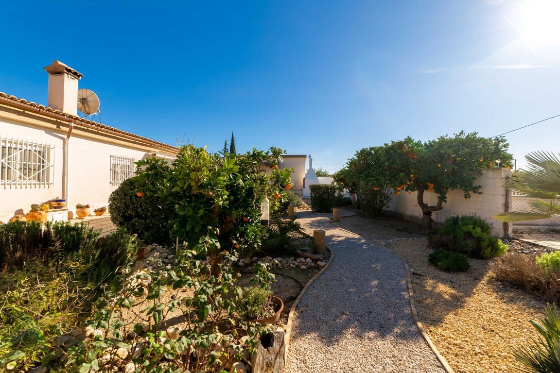 3 sypialnia Finka/Dom wiejski na sprzedaż w Miasto Alicante / Alacant z basenem - 330 000 € (Ref: 9580176)