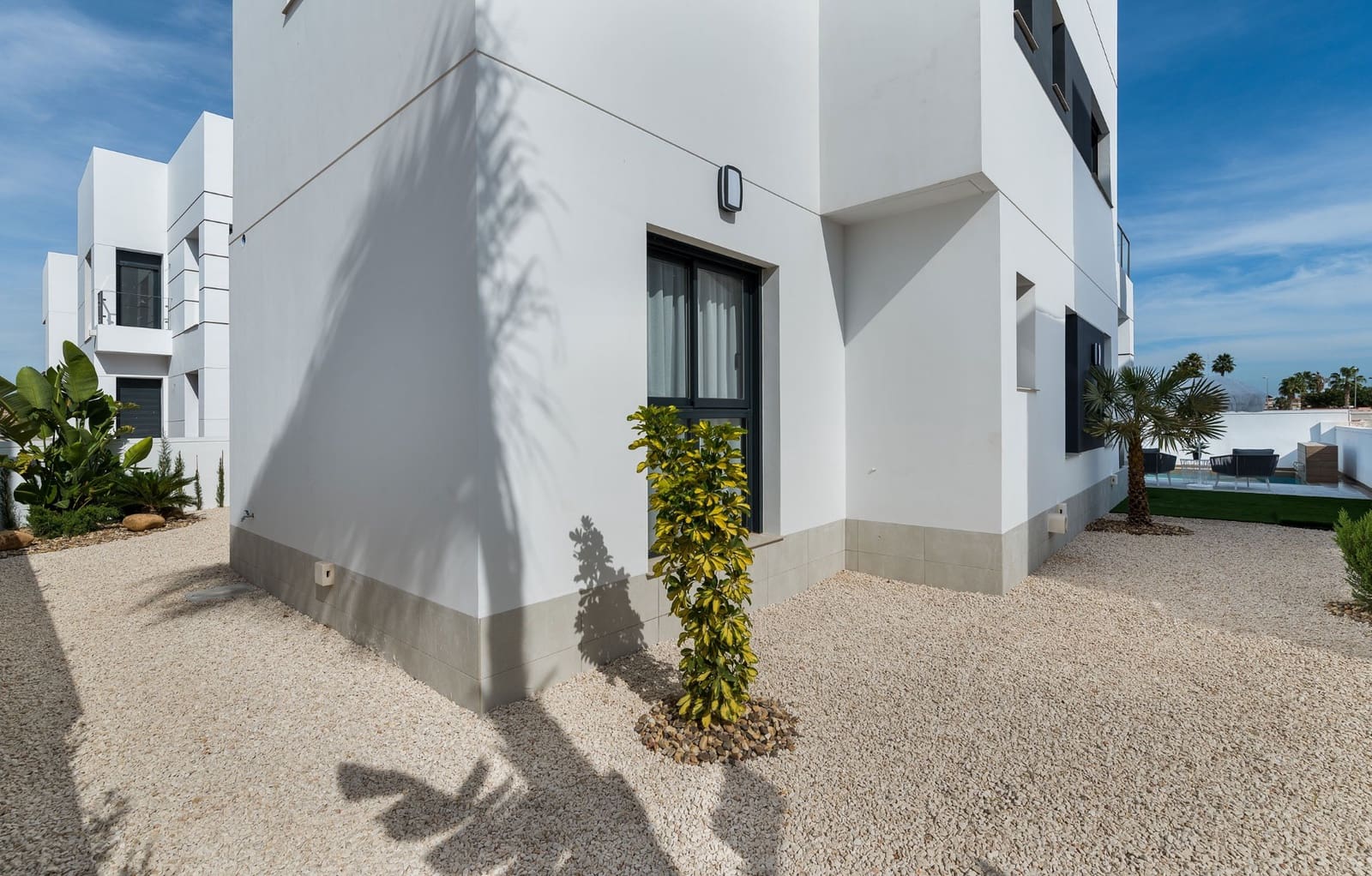 Chalet de 3 habitaciones en Los Alcázares en venta con piscina garaje - 545.000 € (Ref: 9580193)