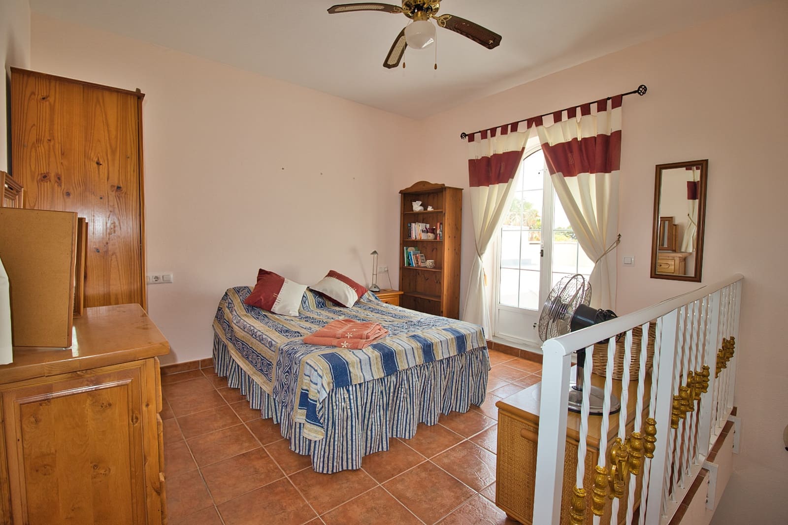 5 slaapkamer Finca/Landhuis te koop in Alicante stad met zwembad - € 399.000 (Ref: 9580366)