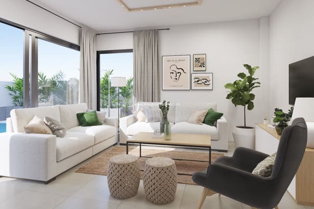 3 quarto Moradia para venda em Centro, Los Alcázares com piscina - 499 000 € (Ref: 9580371)