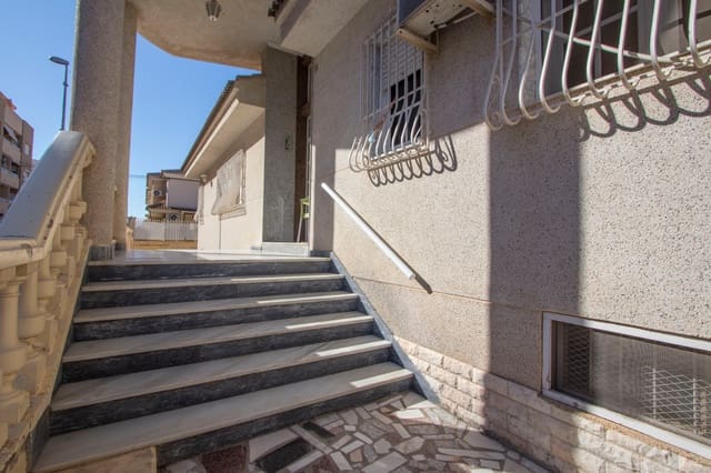 5 sypialnia Dom na sprzedaż w Redován z garażem - 240 000 € (Ref: 9580373)