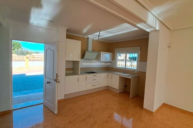 3 makuuhuone Maalaistalo myytävänä paikassa Catral mukana 
autotalli - 365 000 € (Ref: 9588109)