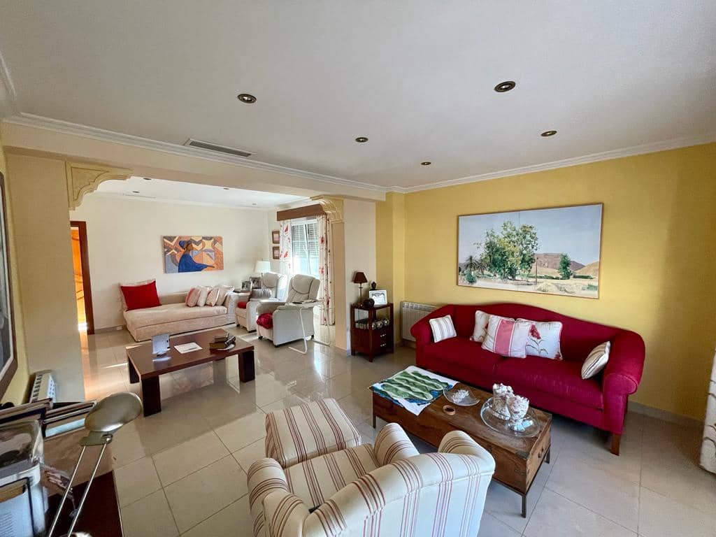 4 chambre Finca/Maison de Campagne à vendre à Albatera avec piscine garage - 399 999 € (Ref: 9588233)