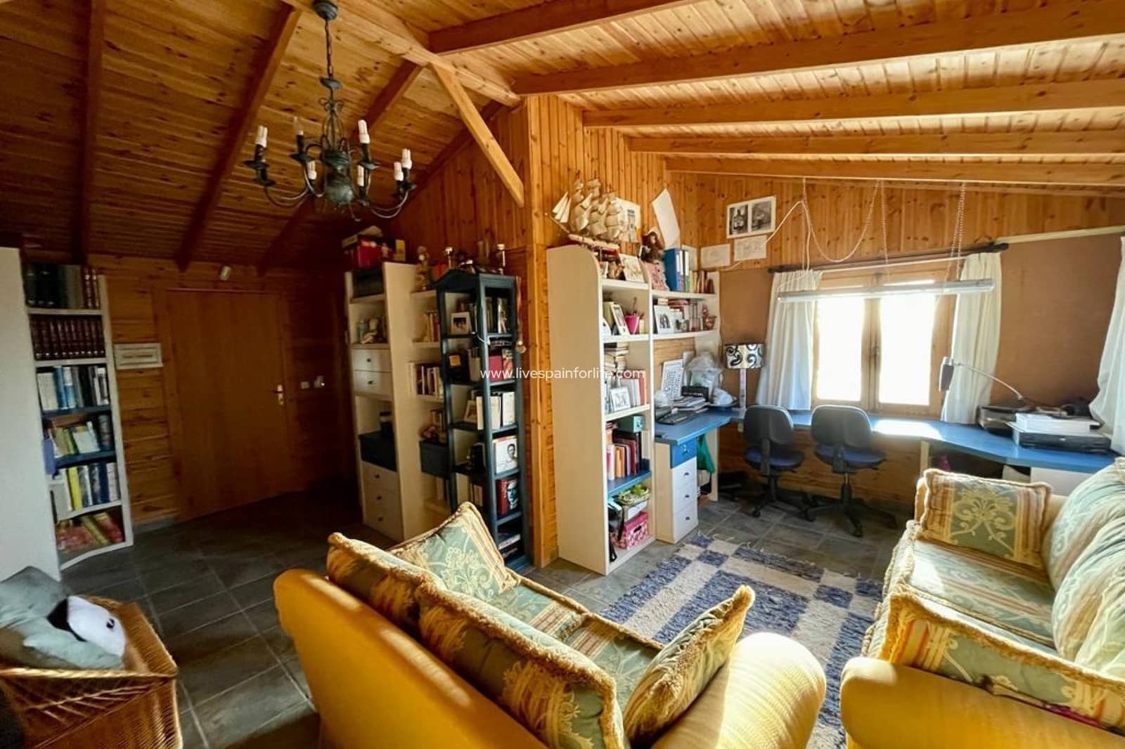 4 bedroom Finca/Country House for sale in Albatera with pool garage - € 399,999 (Ref: 9588233)