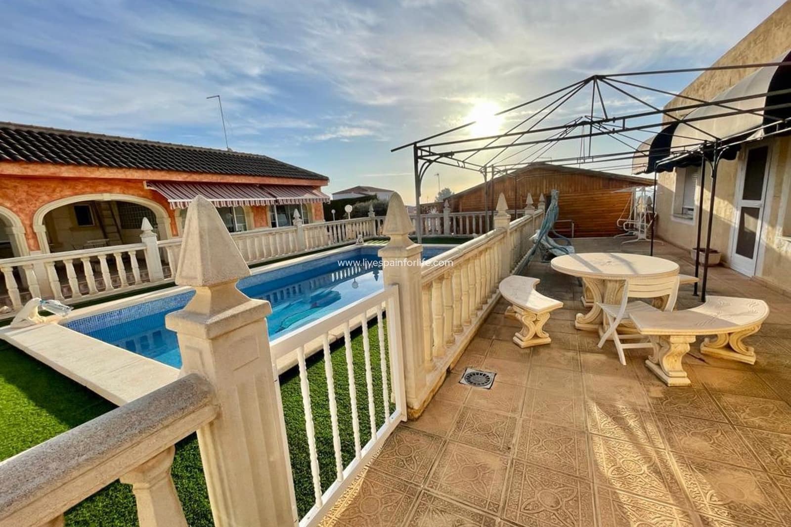 4 bedroom Finca/Country House for sale in Albatera with pool garage - € 399,999 (Ref: 9588233)