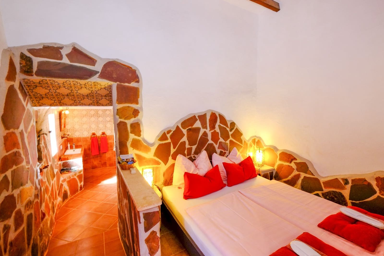 6 Zimmer Finca/Landgut zu verkaufen in Hondon de los Frailes mit Pool Garage - 850.000 € (Ref: 9588237)