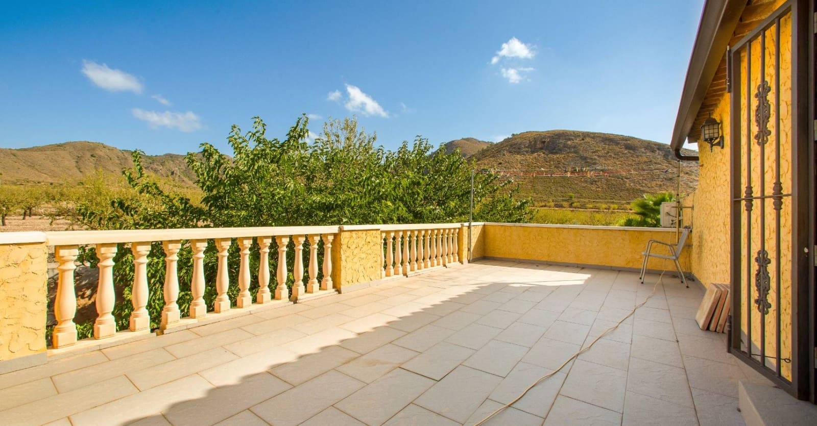 6 Zimmer Finca/Landgut zu verkaufen in Hondon de los Frailes mit Pool Garage - 850.000 € (Ref: 9588237)