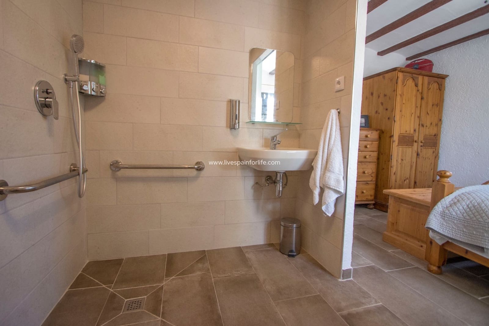 7 bedroom Finca/Country House for sale in Hondon de las Nieves with pool - € 534,995 (Ref: 9588238)