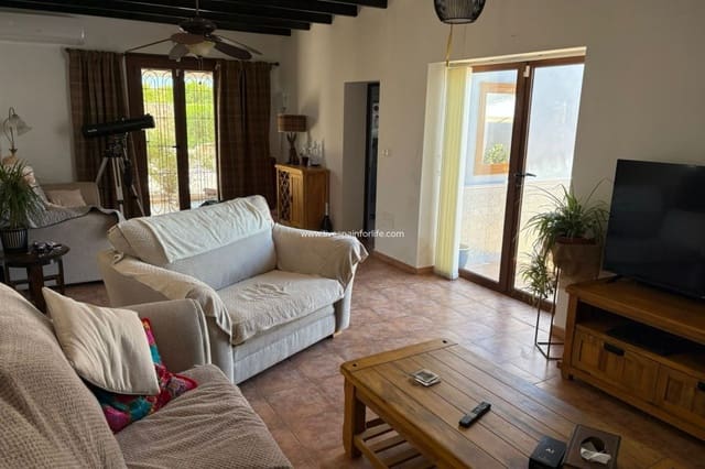 5 soverom Finca/Herregård til salgs i Alicante by med svømmebasseng - € 595 000 (Ref: 9588242)