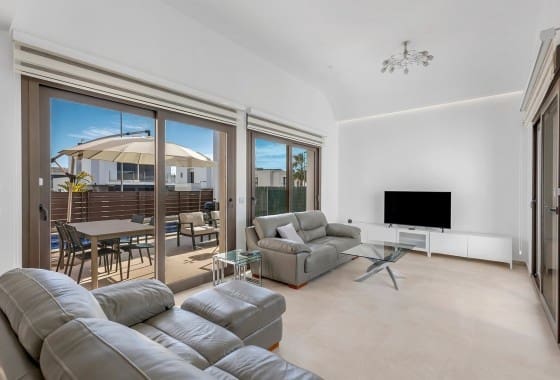 3 quarto Moradia para venda em Vistabella com piscina garagem - 449 900 € (Ref: 9588254)