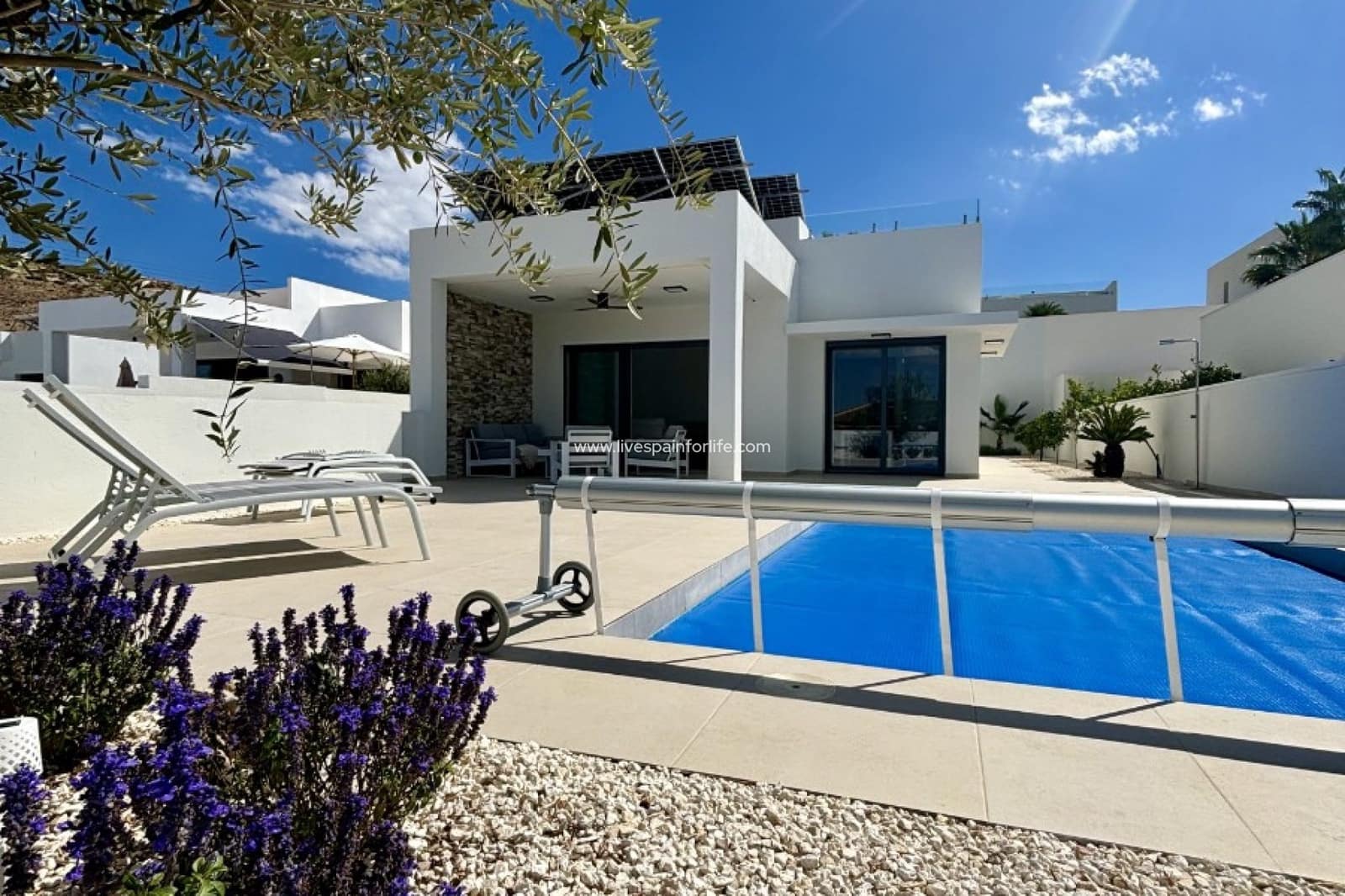 3 bedroom Villa for sale in Benijofar with pool - € 499,000 (Ref: 9588256)