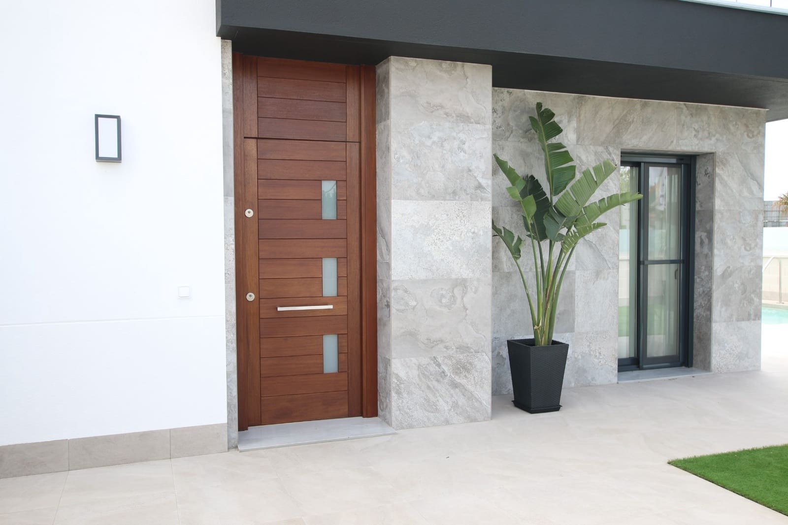 3 bedroom Villa for sale in Alicante / Alacant city with pool - € 495,000 (Ref: 9588257)