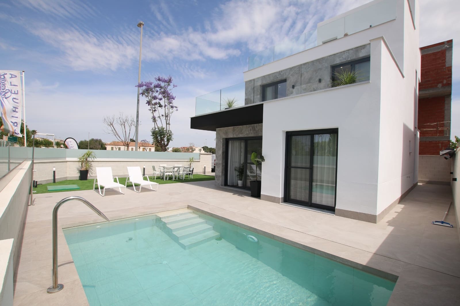 3 soveværelse Villa til salg i Pilar de la Horadada med swimmingpool - € 495.000 (Ref: 9588258)