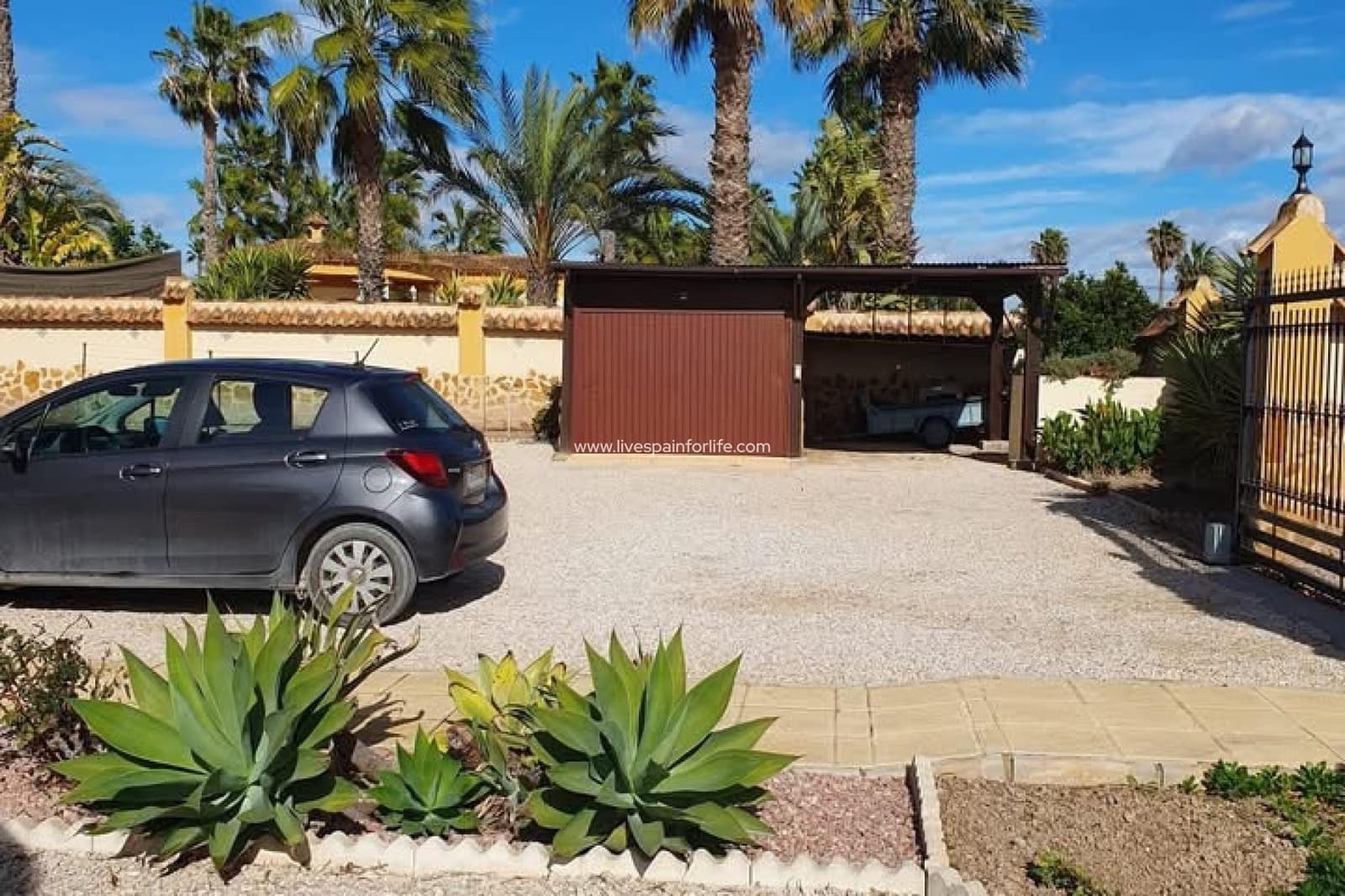4 bedroom Finca/Country House for sale in Catral with pool garage - € 369,000 (Ref: 9594503)