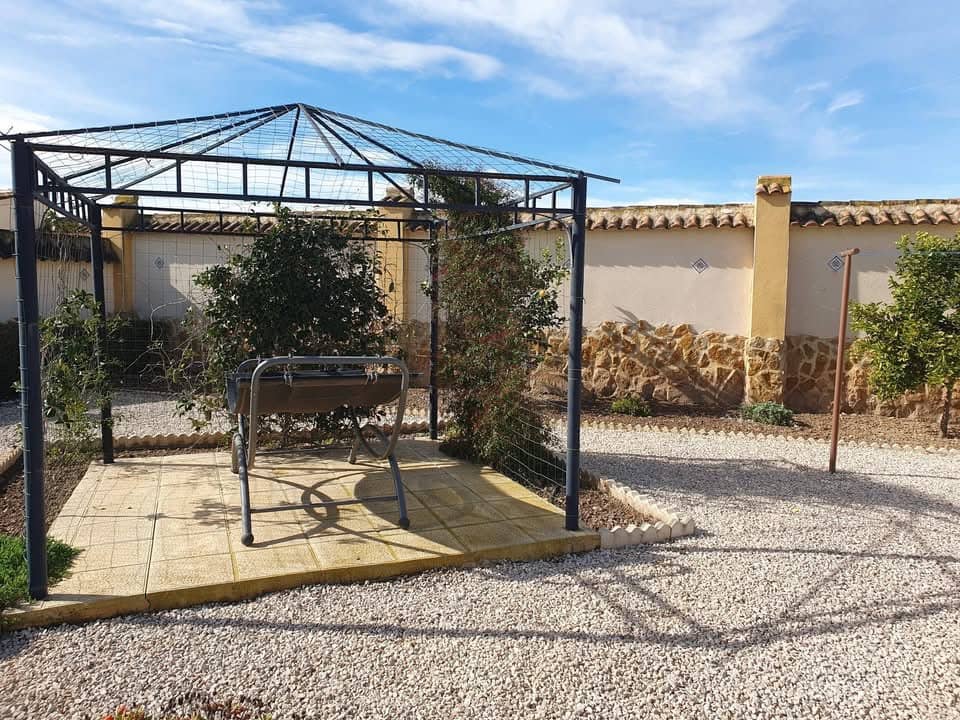 4 sovrum Finca/Hus på landet till salu i Catral med pool garage - 369 000 € (Ref: 9594577)