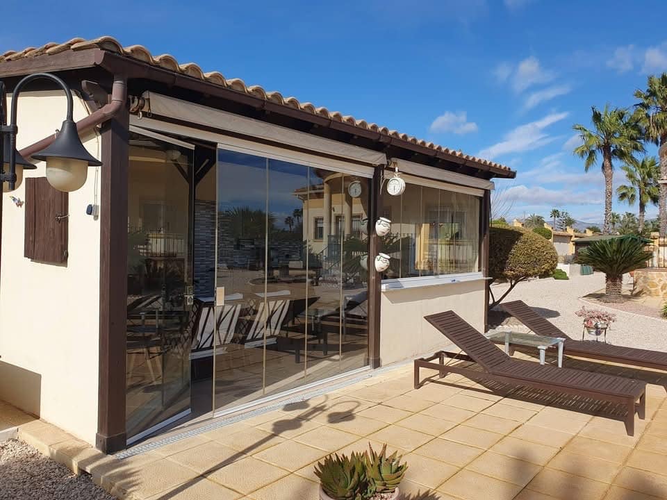 4 sovrum Finca/Hus på landet till salu i Catral med pool garage - 369 000 € (Ref: 9602952)