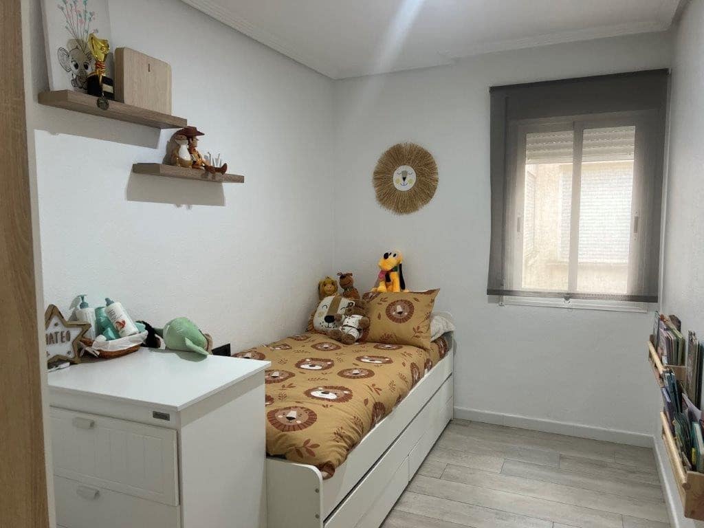 3 makuuhuone Huoneisto myytävänä paikassa Dolores mukana uima-altaan - 129 000 € (Ref: 9609917)